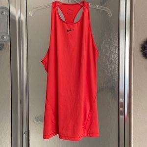 Nike dri fit Womens tank top. Size XL